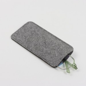 Felt Eyeglass Case – Lightweight & Protective