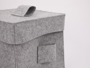 Organize your life, start with this felt storage with lid