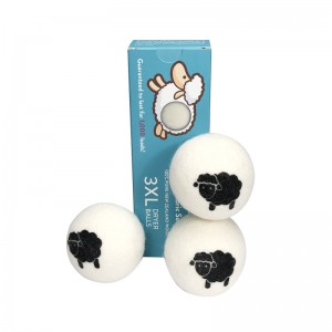 WOOL DRYER BALLS WITH THE PRINT LOGO