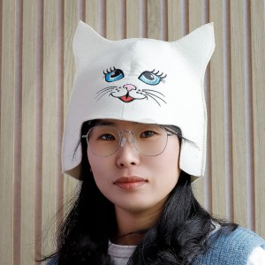 SAUNA GURU Sauna Wolf Hat, 100% Organic Wool Felt Sauna Cap, Banya Hat Sauna Hair Protector, Sauna Accessories Embroidered Hat, Russian Sauna Hat, Sauna Gifts for Men and Women, Sauna Room Accessory