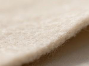 High-Density Wool Felt with Oil-Absorbent Properties