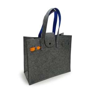 felt handbag (2)