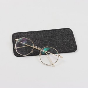 Felt Eyeglass Case – Lightweight & Protective
