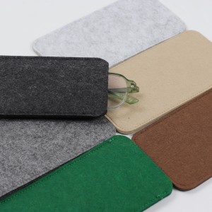 Felt Eyeglass Case – Lightweight & Protective