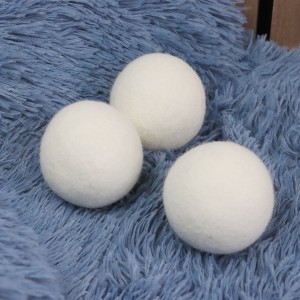 Hot Selling XL Reusable Wool Roller Saves Drying Time Natural Cleaning Hair Removal Laundry Balls
