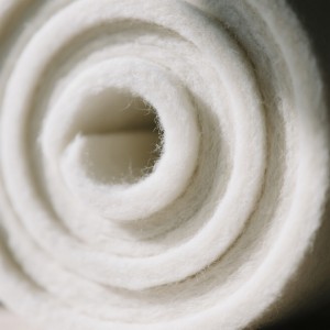 High-Density Wool Felt with Oil-Absorbent Properties