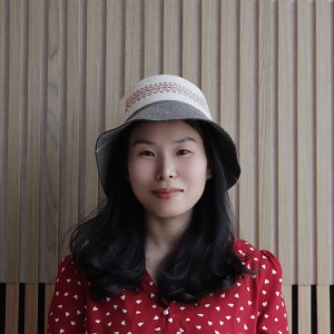 Wool Sauna Panama Hat with Red Embroidered Pattern – Natural Felt Bath Hat