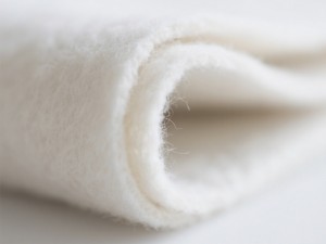 High-Density Wool Felt with Oil-Absorbent Properties