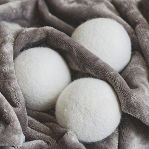 Hot Selling XL Reusable Wool Roller Saves Drying Time Natural Cleaning Hair Removal Laundry Balls