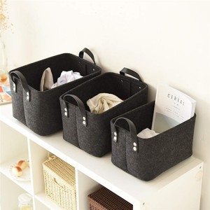 Decorative Hand-held Felt Storage Basket for Sundries Storage in Room