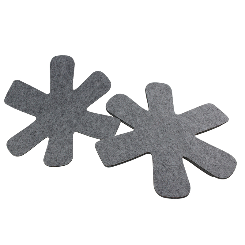 https://www.rolkingfelt.com/uploads/logo-printed-felt-heat-resistant-pan-protector.jpg